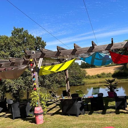 Coussay-les-Bois Camping Les Petites Minaudieres מראה חיצוני תמונה