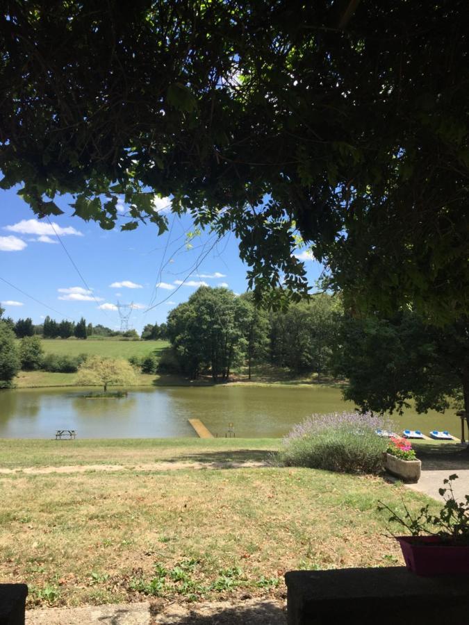 Coussay-les-Bois Camping Les Petites Minaudieres מראה חיצוני תמונה