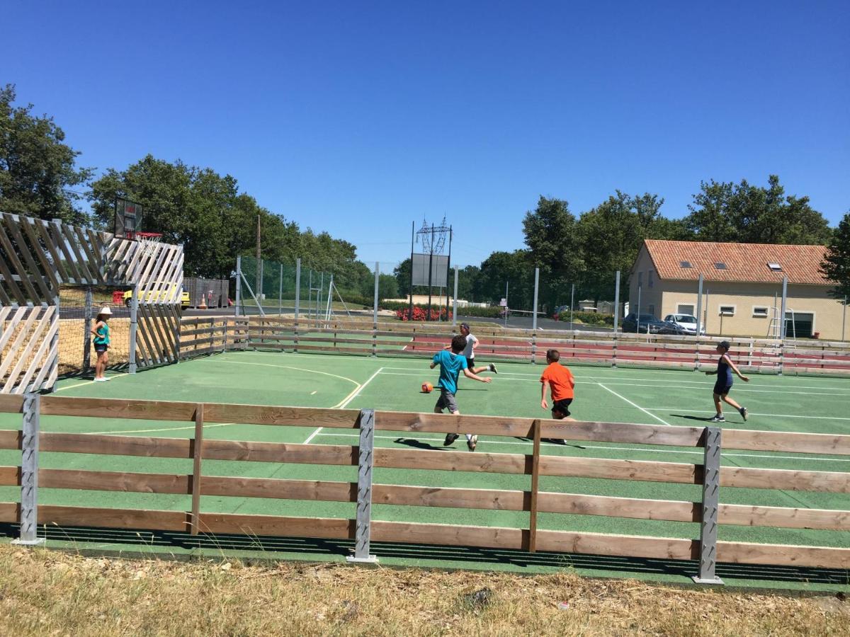 Coussay-les-Bois Camping Les Petites Minaudieres מראה חיצוני תמונה