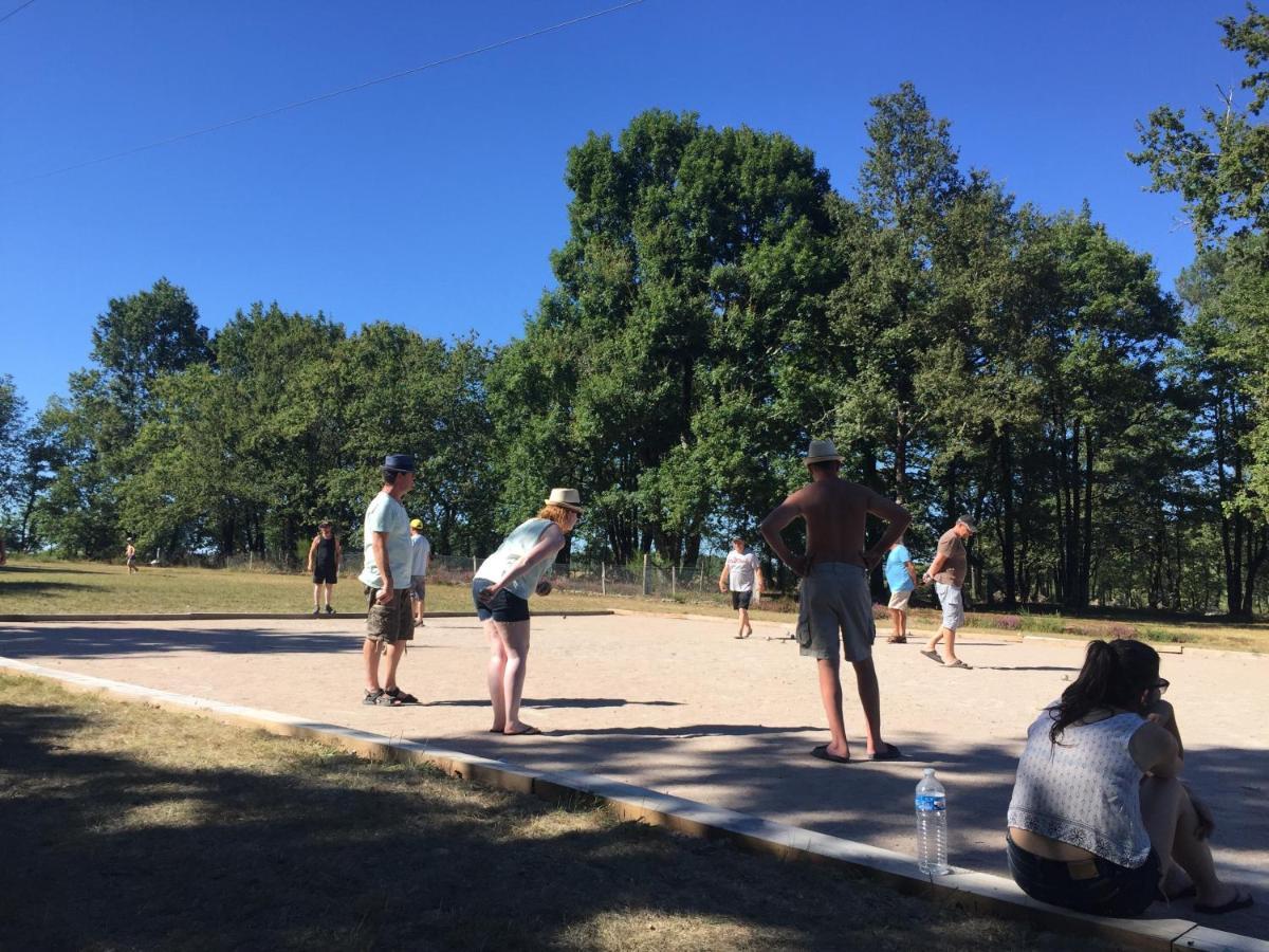Coussay-les-Bois Camping Les Petites Minaudieres מראה חיצוני תמונה