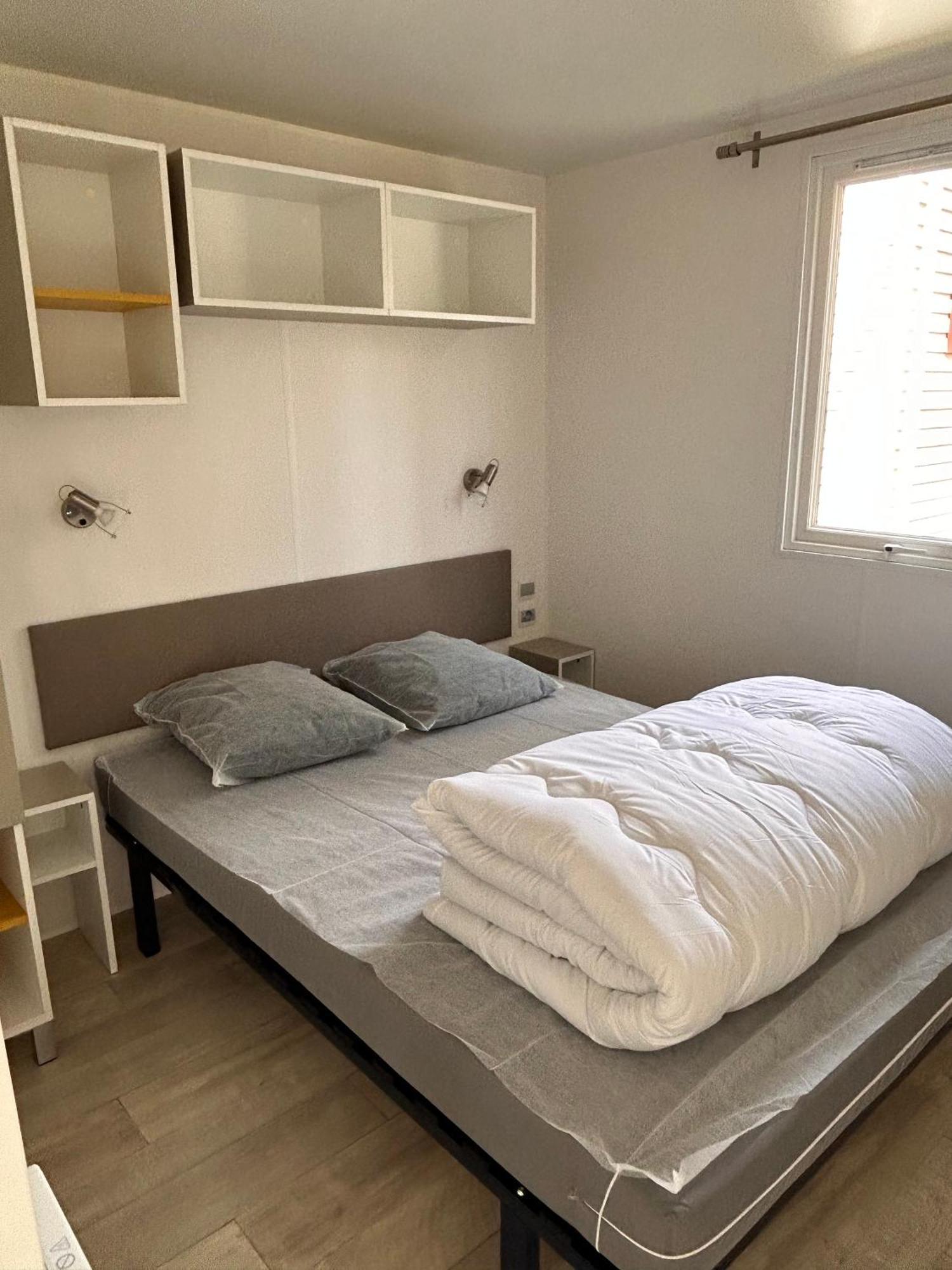 Coussay-les-Bois Camping Les Petites Minaudieres חדר תמונה