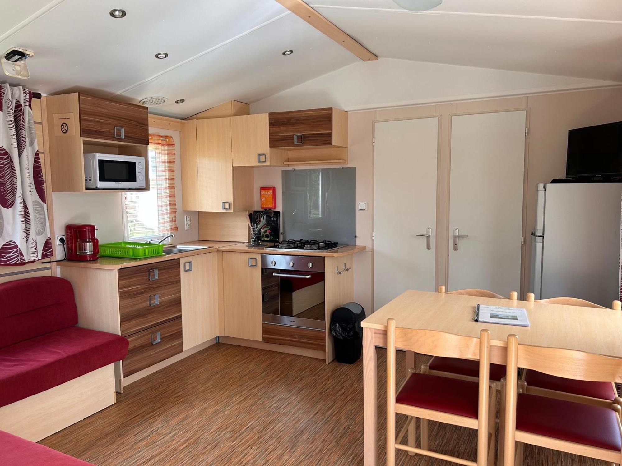 Coussay-les-Bois Camping Les Petites Minaudieres חדר תמונה