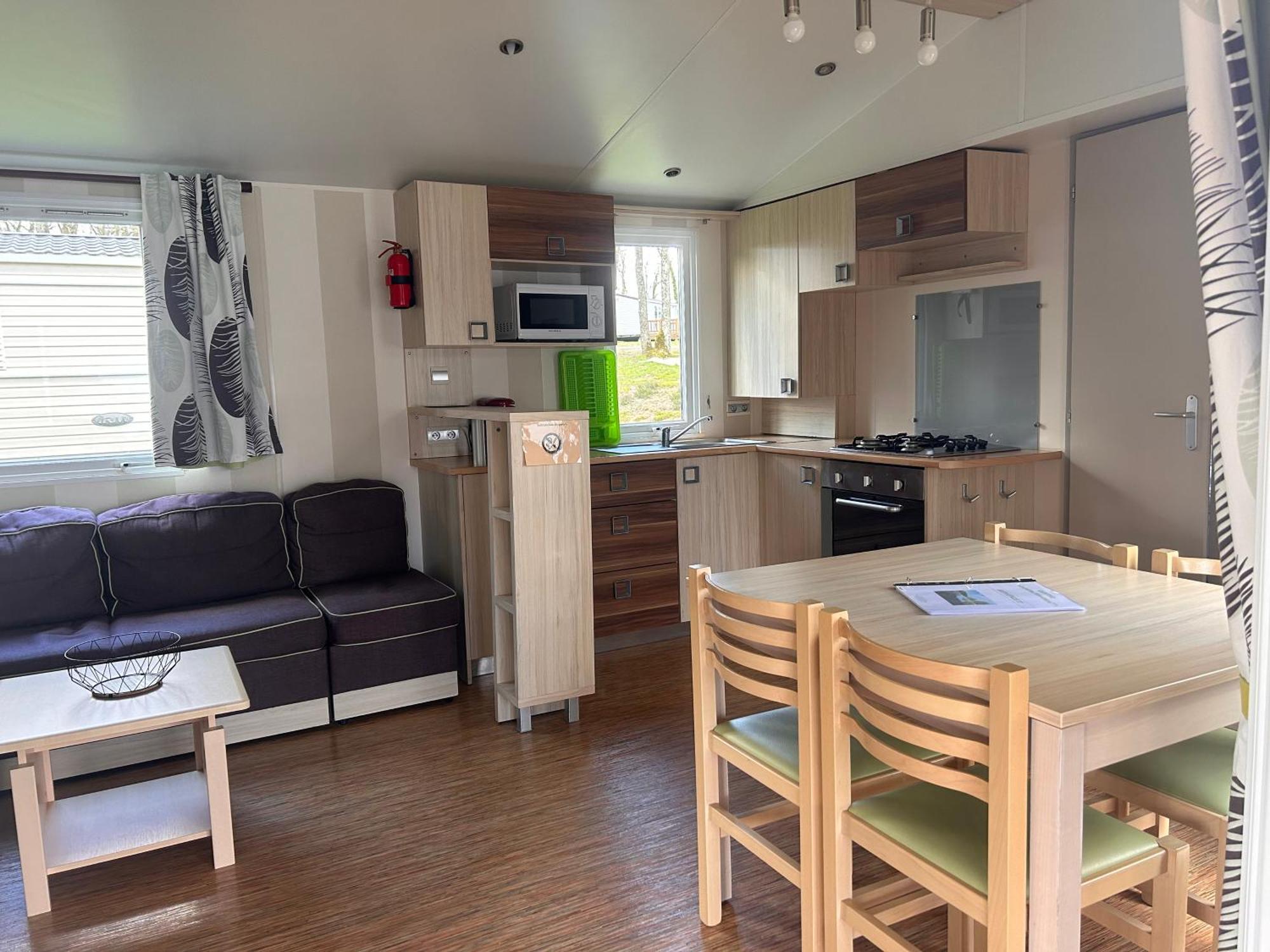 Coussay-les-Bois Camping Les Petites Minaudieres חדר תמונה