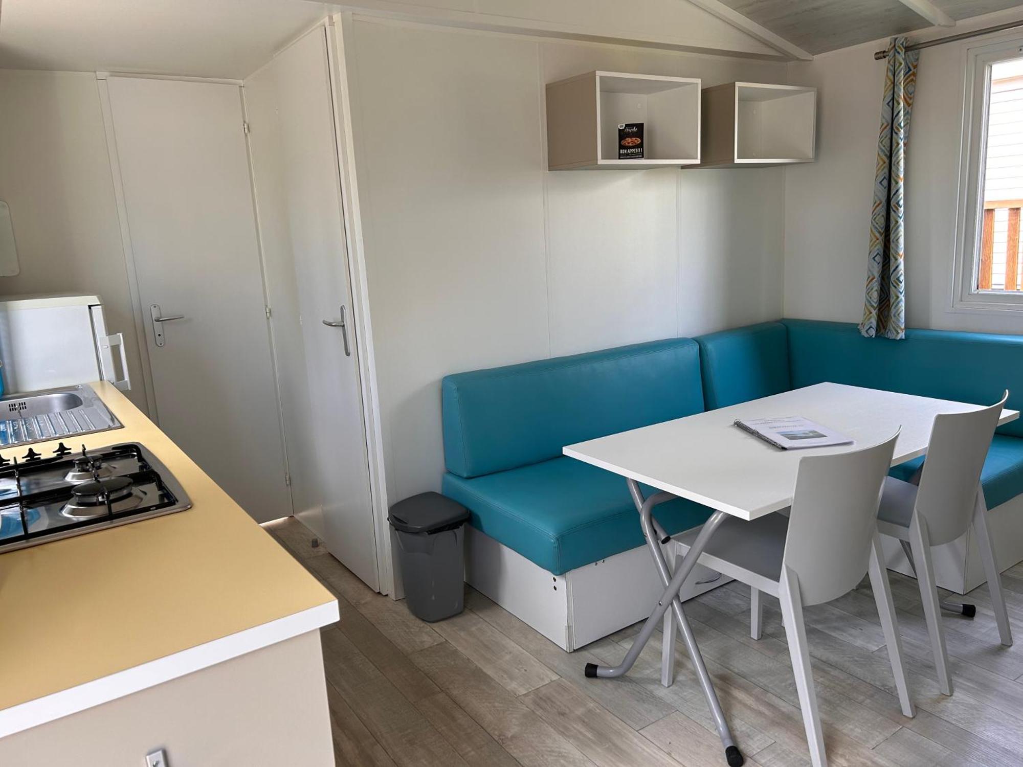 Coussay-les-Bois Camping Les Petites Minaudieres חדר תמונה