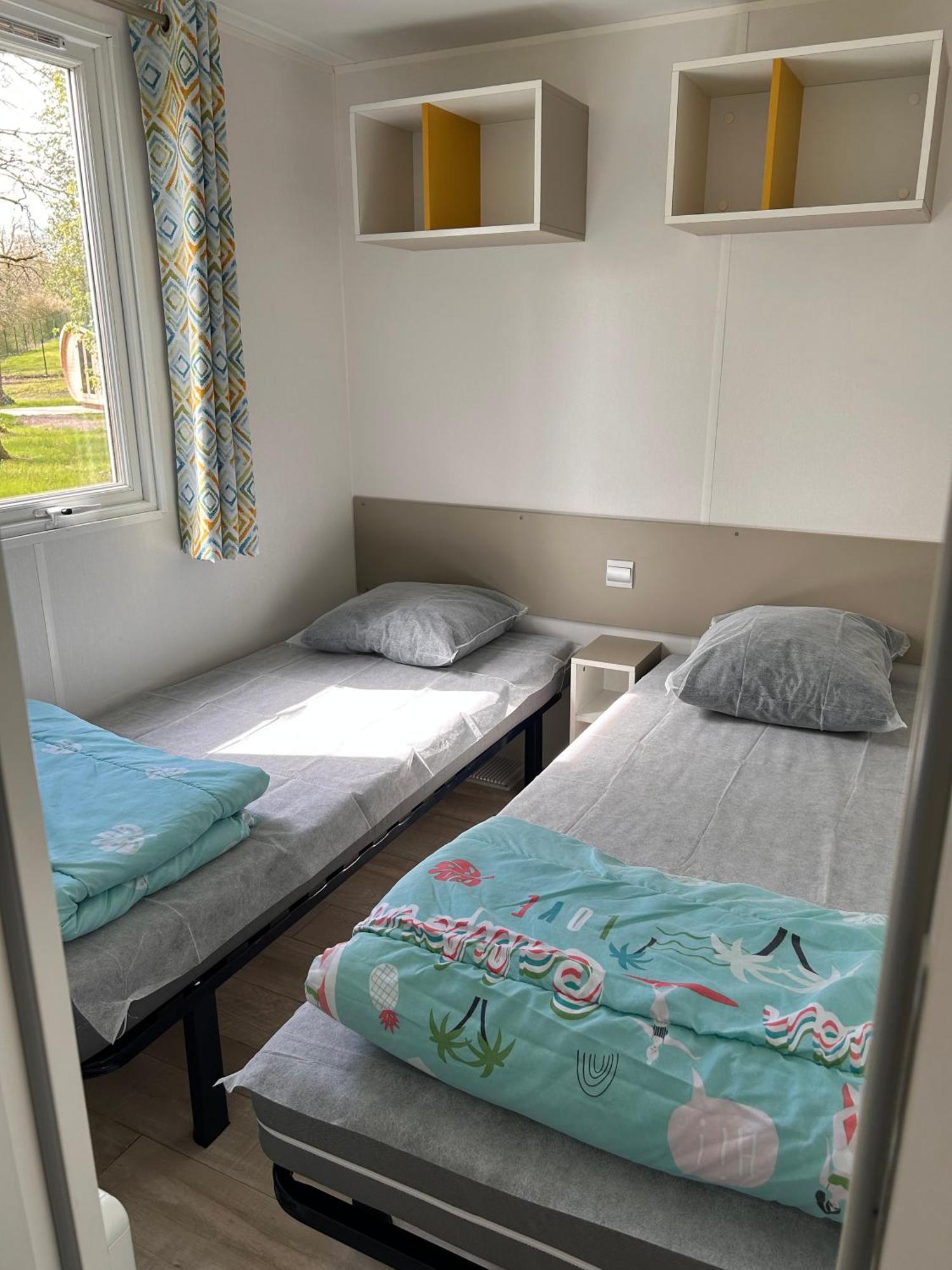 Coussay-les-Bois Camping Les Petites Minaudieres חדר תמונה